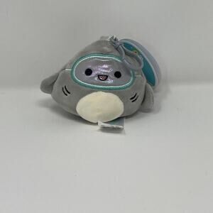 Squishmallows 3.5” GORDON The Shark With Snorkel Mask Keychain Clip-On! NWT